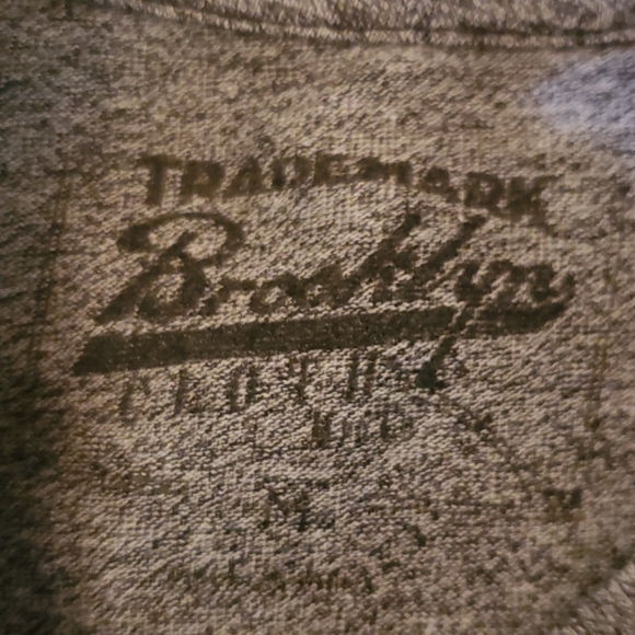 Trademark Brooklyn gray short sleeve tee M - Picture 3 of 5